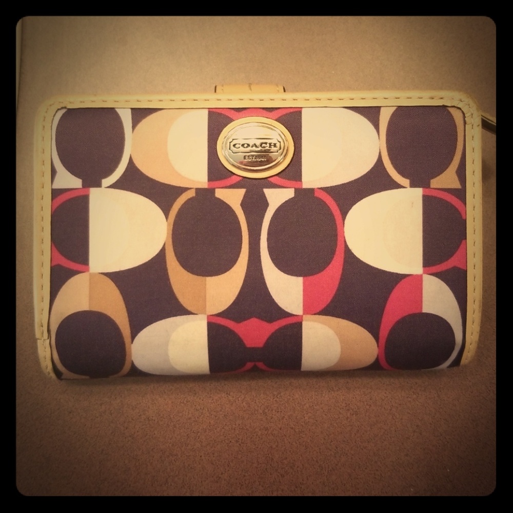 💕Coach Wallet 💕